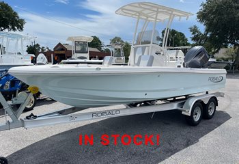2024 Robalo 206 Cayman Ice Blue Boat
